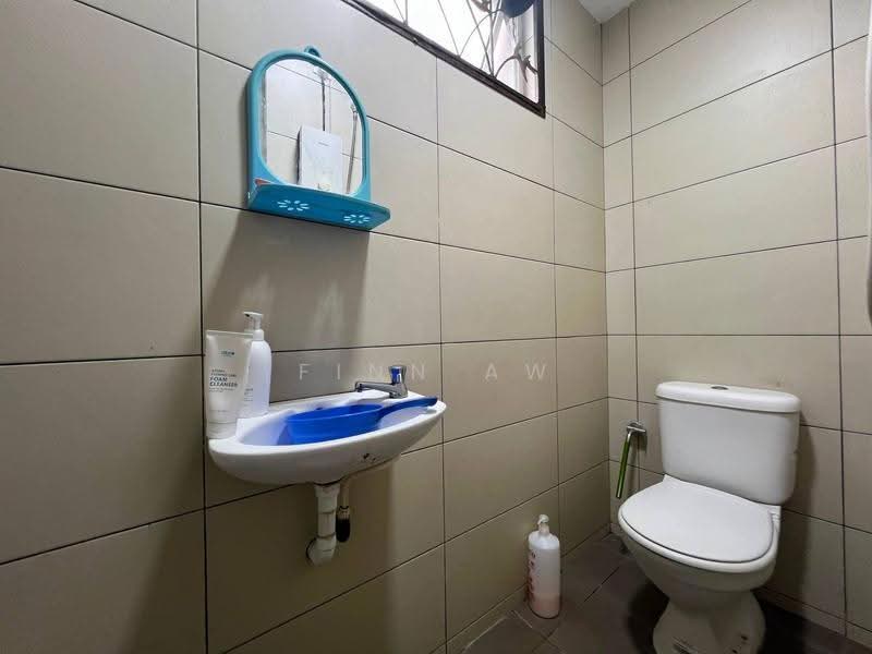 Bungalow House for Sale in Senibong (Permas Jaya) - Finn Aw - Bathroom - PropertyGuru.com.my