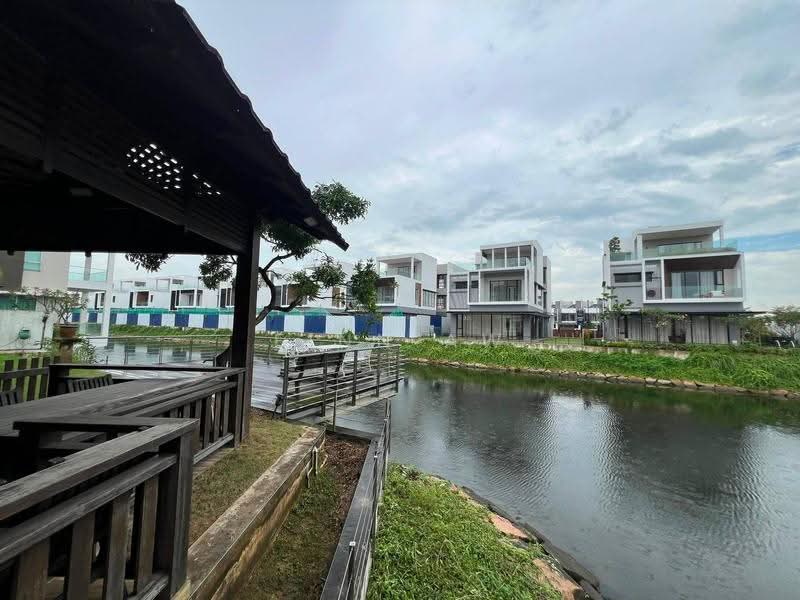 Bungalow House for Sale in Senibong (Permas Jaya) - Finn Aw - Exterior - PropertyGuru.com.my