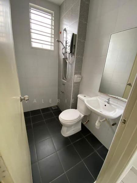 2-storey Terraced House for Sale in Taman Desa Tebrau (Tebrau) - Valerie Saw - Bathroom - PropertyGuru.com.my