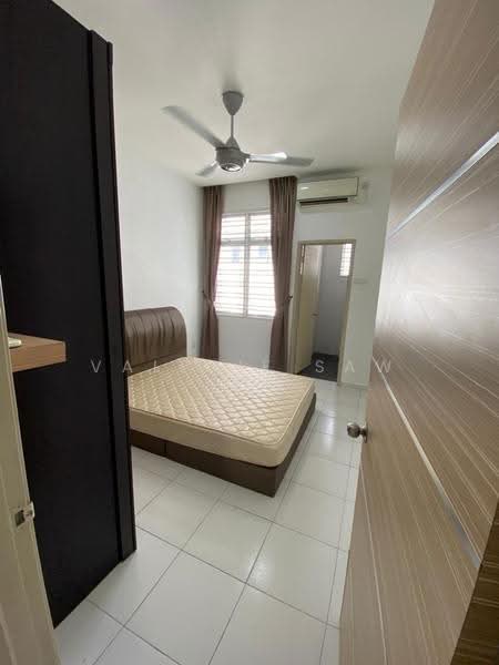 2-storey Terraced House for Sale in Taman Desa Tebrau (Tebrau) - Valerie Saw - Bedroom - PropertyGuru.com.my