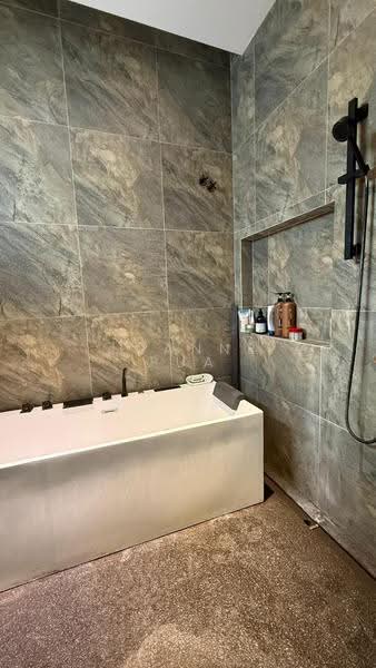 Rumah Teres 3-Tingkat untuk Dijual di Bandar Botanic (Klang) - Joanne Pua - Bathroom - PropertyGuru.com.my