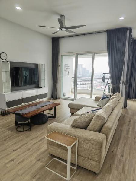 Kediaman Servis untuk Disewa di Sinaran TTDI - Lisa Low - Living Room - PropertyGuru.com.my