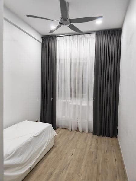 Kediaman Servis untuk Disewa di Sinaran TTDI - Lisa Low - Bedroom - PropertyGuru.com.my