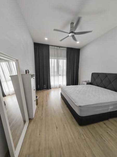 Kediaman Servis untuk Disewa di Sinaran TTDI - Lisa Low - Bedroom - PropertyGuru.com.my