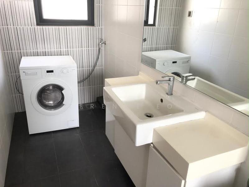 Service Residence for Sale at V@SUMMERPLACE - Terence Eo - Bathroom - PropertyGuru.com.my