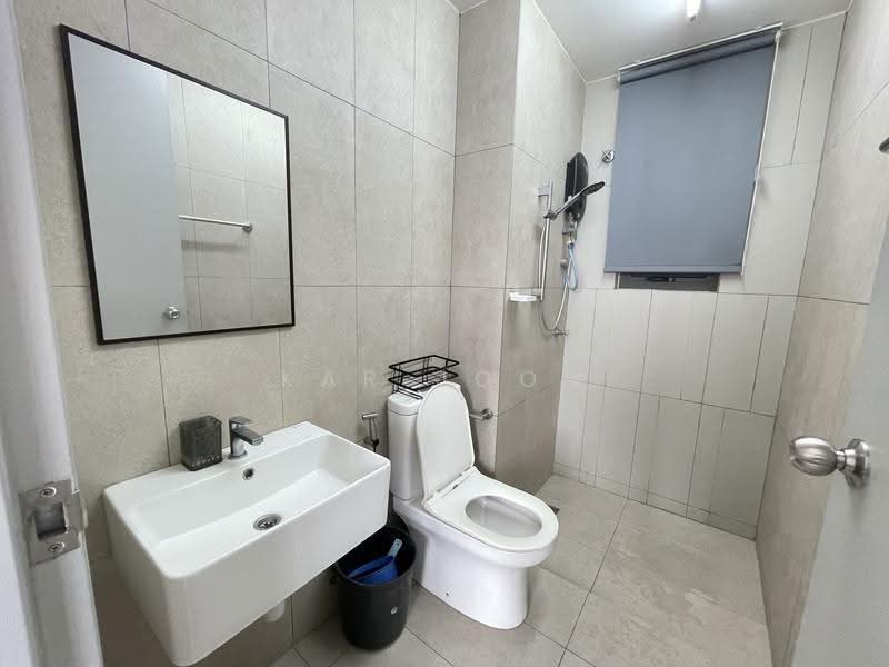 Kediaman Servis untuk Disewa di Kenwingston Platz - Kar Joon - Bathroom - PropertyGuru.com.my