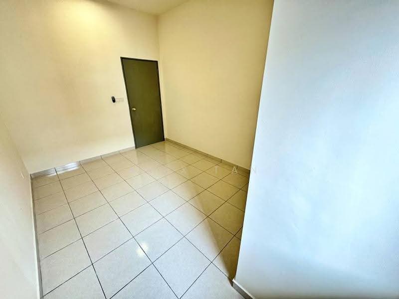 2-storey Terraced House for Sale in Bandar Sri Sendayan (Negeri Sembilan) - Alex Tan - Interior - PropertyGuru.com.my