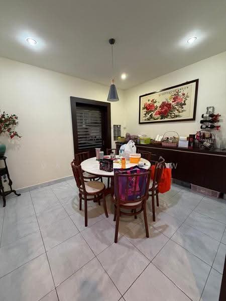 Rumah Teres untuk Dijual di Taman Desa Tebrau (Tebrau) - Valerie Saw - Dining Room - PropertyGuru.com.my