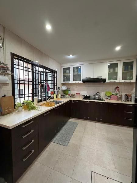 Rumah Teres untuk Dijual di Taman Desa Tebrau (Tebrau) - Valerie Saw - Kitchen - PropertyGuru.com.my