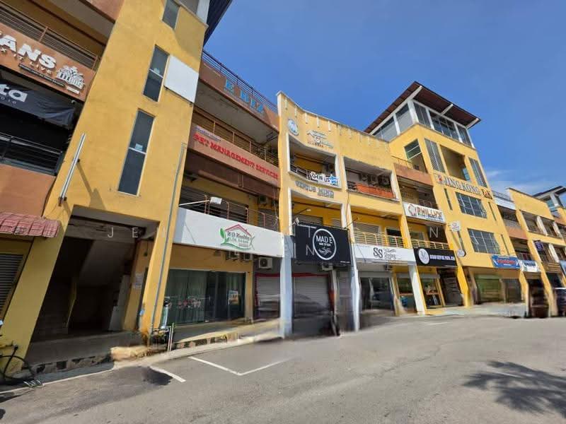 Shop for Sale in Melaka (Melaka) - Jenny Tai Chen Leen - Exterior - PropertyGuru.com.my