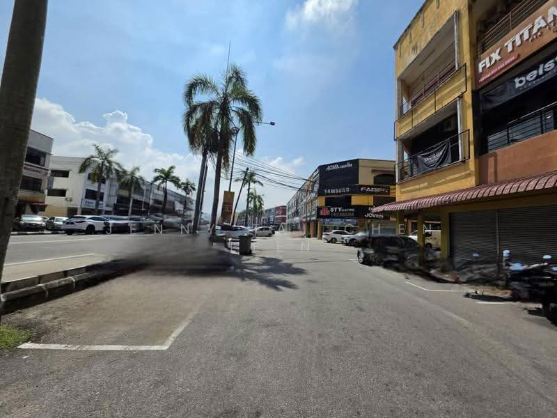 Shop for Sale in Melaka (Melaka) - Jenny Tai Chen Leen - Exterior - PropertyGuru.com.my