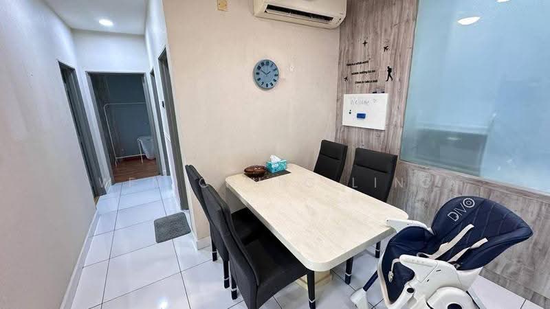 Service Residence for Sale at The Platino Serviced Apartment - Wen Chung Ling - Dining Room - PropertyGuru.com.my
