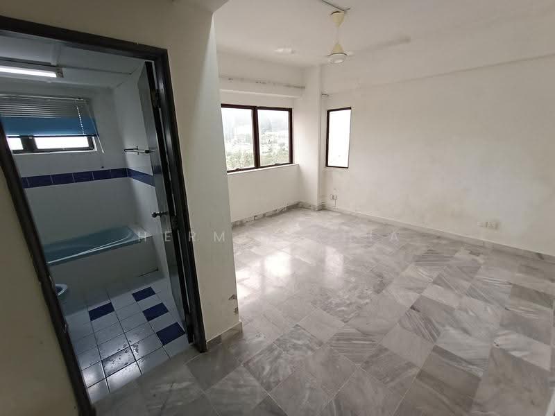 Kondominium untuk Disewa di Kenanga Point - Herman Chia - Bathroom - PropertyGuru.com.my