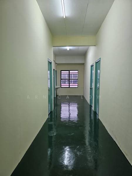 Office for Rent in Pusat Perdagangan Seri Kembangan (Seri Kembangan) - Arnica Low - PropertyGuru.com.my