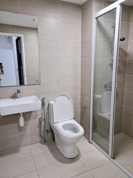 Service Residence for Rent at Serviced Residence @ Fera Residence @ The Quartz WM - Chee Seng - Bathroom - PropertyGuru.com.my