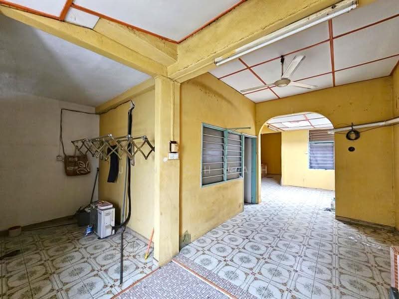 Shop / Office for Sale in George Town (Penang) - Jin Chuah - Interior - PropertyGuru.com.my