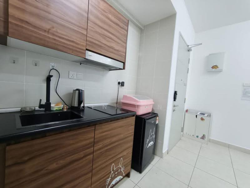 Kediaman Servis untuk Disewa di M Suite @ Desa Park North - Kent Tan - Kitchen - PropertyGuru.com.my