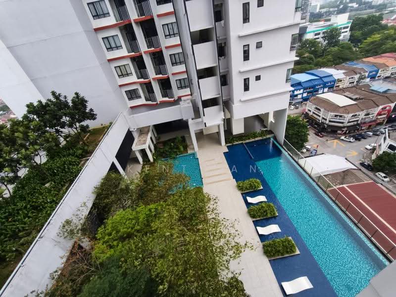 Kediaman Servis untuk Disewa di M Suite @ Desa Park North - Kent Tan - Pool - PropertyGuru.com.my