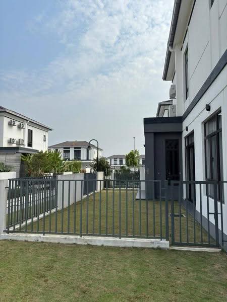 Rumah Teres 2-Tingkat untuk Dijual di Eco Grandeur (Puncak Alam) - SITI KHAIRIYAH JAAFAR - Exterior - PropertyGuru.com.my