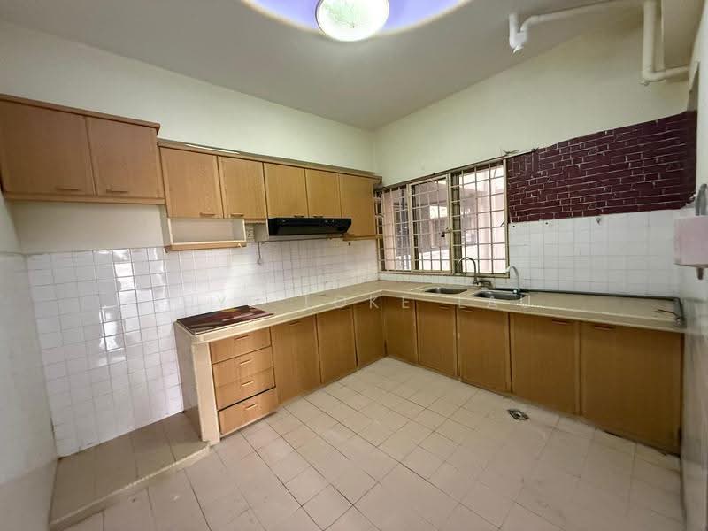Condominium for Rent at Teratai Mewah Condominium - Thye Loke Lau - Kitchen - PropertyGuru.com.my