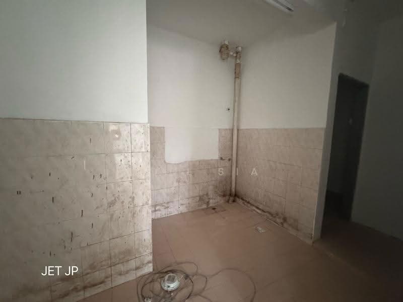 Pangsapuri untuk Dijual di Desa Idaman 2 Shop Apartment - Joel Sia - Interior - PropertyGuru.com.my