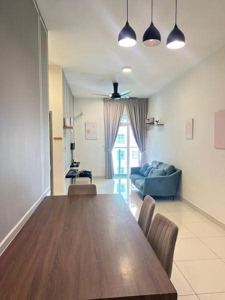 Kediaman Servis untuk Dijual di TR Residence - Ryan Sum - Living Room - PropertyGuru.com.my
