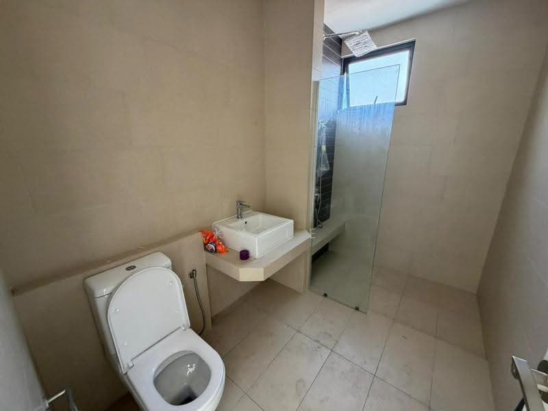 Rumah Teres 2-Tingkat untuk Dijual di Ijok (Selangor) - Ka Ee - Bathroom - PropertyGuru.com.my