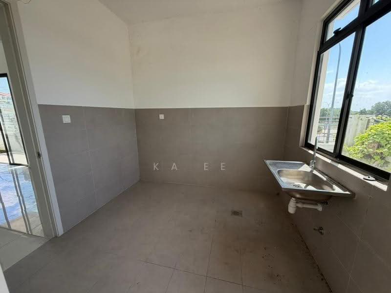 Rumah Teres 2-Tingkat untuk Dijual di Ijok (Selangor) - Ka Ee - Kitchen - PropertyGuru.com.my