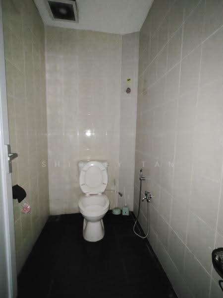 Shop for Rent in SS15 (Subang Jaya) - Shirley Tan - Bathroom - PropertyGuru.com.my