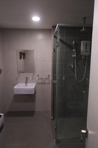 Service Residence for Rent at Solstice @ Pan'gaea - Jaycie Hew - Bathroom - PropertyGuru.com.my