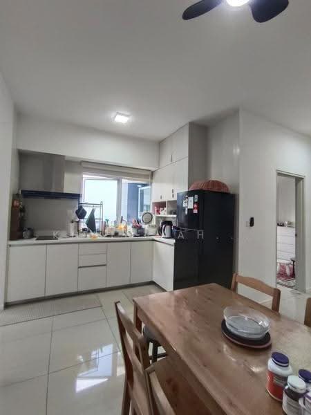 Pangsapuri untuk Dijual di Nadayu 801 - SITI KHAIRIYAH JAAFAR - Kitchen - PropertyGuru.com.my