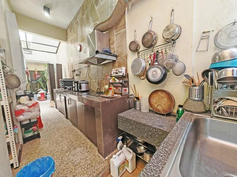 Rumah Teres 3-Tingkat untuk Dijual di Taman Bukit Prima (Cheras) - Eason Wong - Kitchen - PropertyGuru.com.my