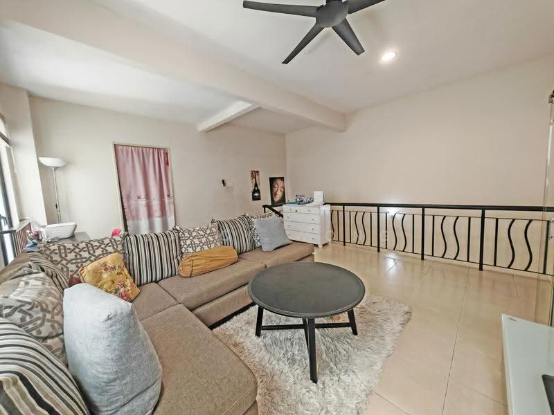 Rumah Teres 3-Tingkat untuk Dijual di Taman Bukit Prima (Cheras) - Eason Wong - Living Room - PropertyGuru.com.my