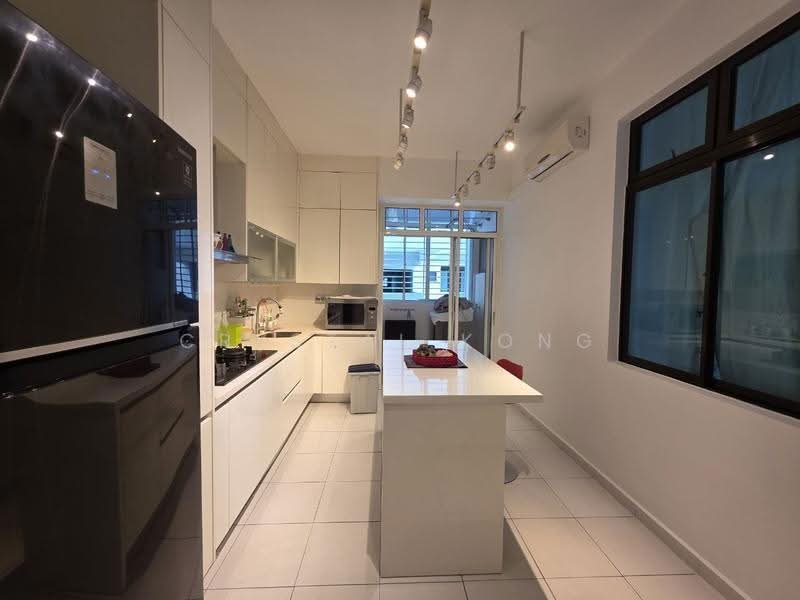 Service Residence for Rent at Sky Gardens Residences - Crystal Kong - Kitchen - PropertyGuru.com.my