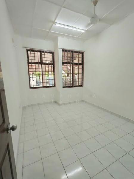 Rumah Teres 1.5-Tingkat untuk Disewa di Taman Perling (Perling) - Samantha Tang - Interior - PropertyGuru.com.my