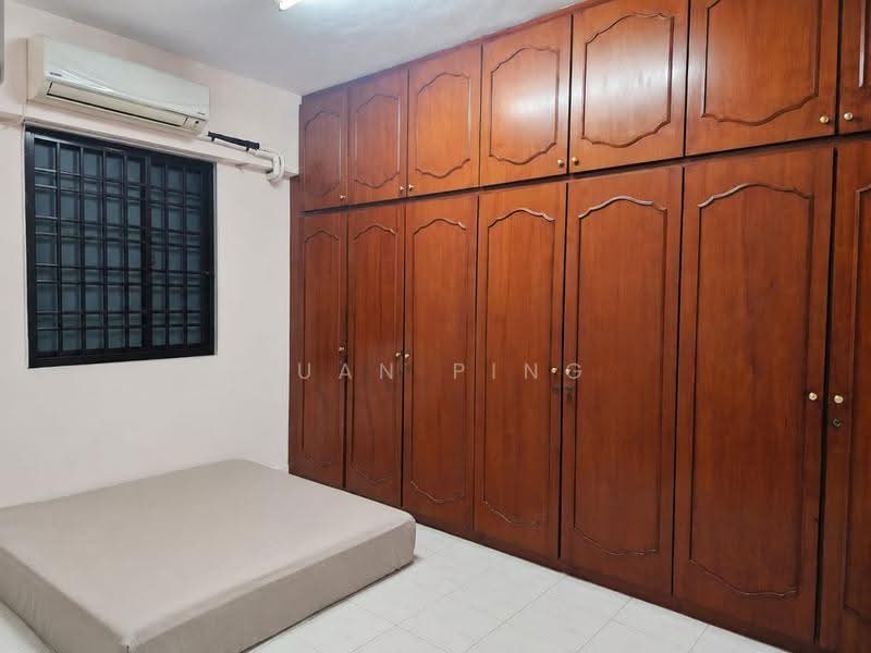 Flat for Rent at Gat Lebuh Macallum - Yuan Ping - Bedroom - PropertyGuru.com.my
