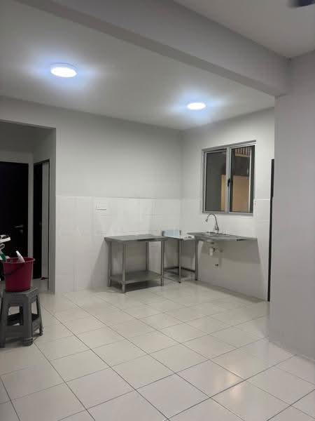 Pangsapuri untuk Disewa di Residensi Akasia Jubilee - Jackson Lee - Kitchen - PropertyGuru.com.my