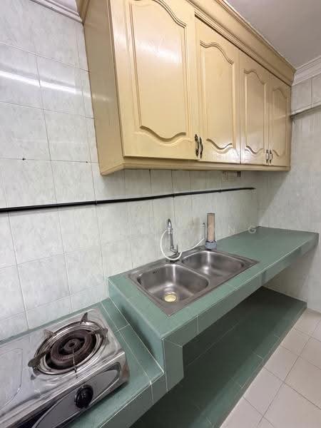 Flat for Sale at Taman Kencana - Vickky Wong CF - Kitchen - PropertyGuru.com.my