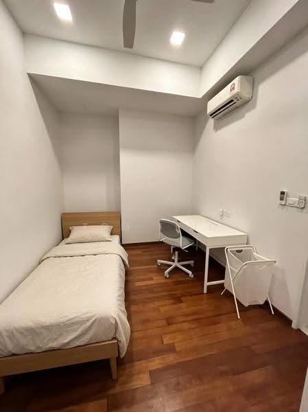 Kediaman Servis untuk Disewa di The Azure Residences - Tom Ting - Bedroom - PropertyGuru.com.my