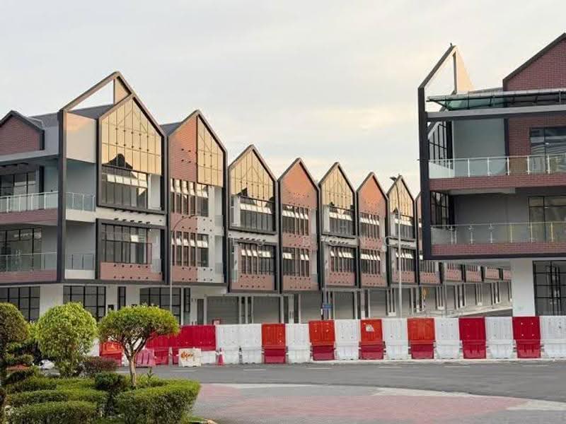 Shop / Office untuk Disewa di Skudai (Johor) - James Bong - Exterior - PropertyGuru.com.my