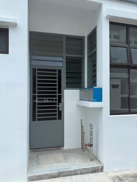 Shop / Office untuk Disewa di Skudai (Johor) - James Bong - Exterior - PropertyGuru.com.my