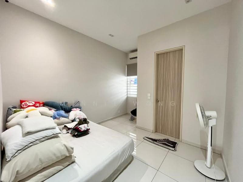 Rumah Teres 3.5-Tingkat untuk Dijual di New Green Park (Rawang) - Minnie Wong - Bedroom - PropertyGuru.com.my