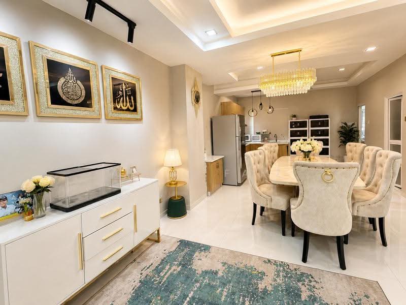 Rumah Teres 2-Tingkat untuk Disewa di Cybersouth (Dengkil) - Ahmad Faiz - Dining Room - PropertyGuru.com.my