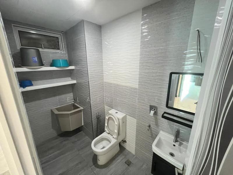 Condominium for Rent at Straits Garden Condominium - Elaine Lee - Bathroom - PropertyGuru.com.my