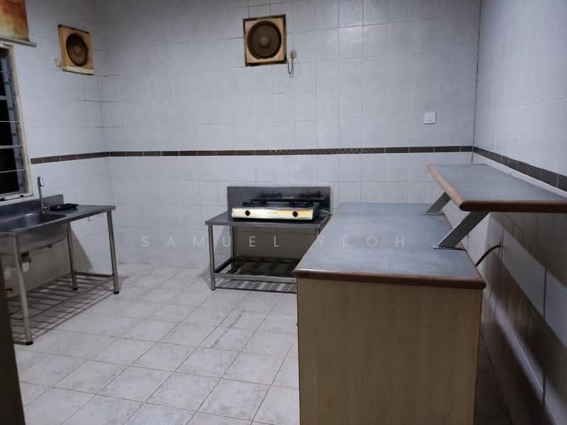 Bungalow House for Rent in Taman Tambun Indah (Simpang Ampat) - Samuel Yeoh - Kitchen - PropertyGuru.com.my