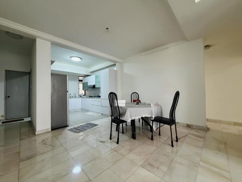 Condominium for Rent at Aloha Tower Condominium - Tina So - Kitchen - PropertyGuru.com.my