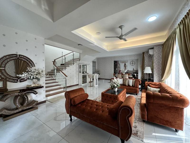 Link Bungalow for Sale in Setia Alam (Selangor) - Jess Tee - Living Room - PropertyGuru.com.my