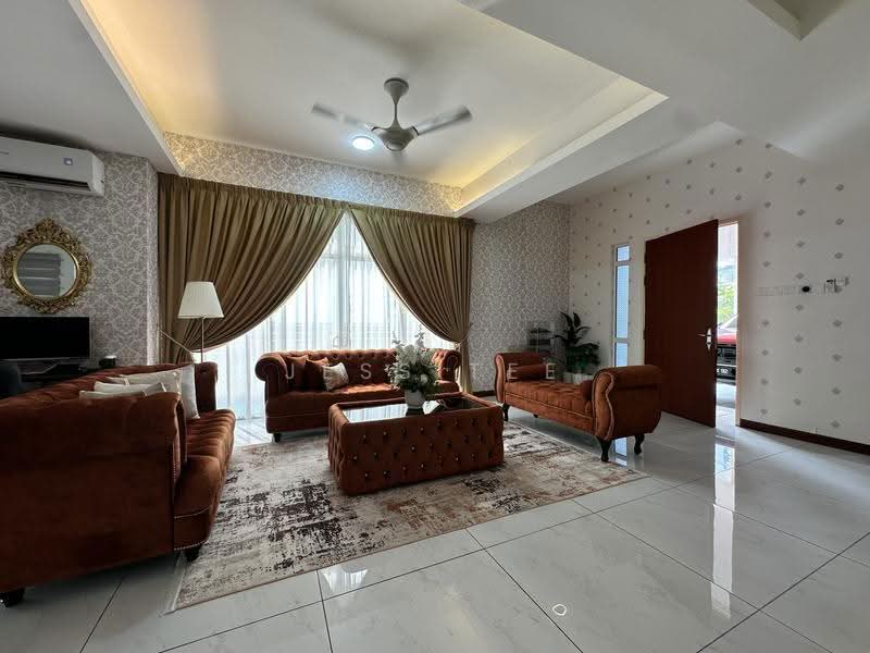 Link Bungalow for Sale in Setia Alam (Selangor) - Jess Tee - Living Room - PropertyGuru.com.my