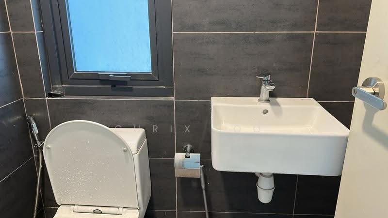 Kediaman Servis untuk Disewa di Horizon Suites - Chrix Soo - Bathroom - PropertyGuru.com.my