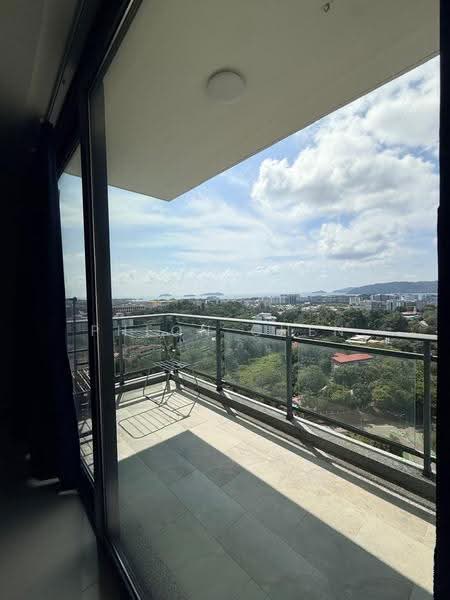 Kondominium untuk Dijual di Harrington Suites - Pheon Chen - Balcony - PropertyGuru.com.my